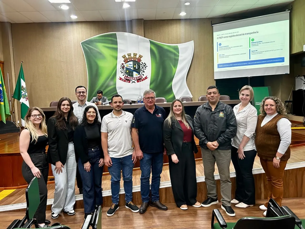 Imagem destaque da notícia: Comitiva tamandareense participa de capacitação da CNM em Chapecó